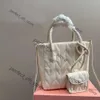 Miumiubag Nuovo Designer Tote Portafoglio Borsa a tracolla Borse da donna di lusso Borse a tracolla iconiche in morbida pelle Moda regalo di lusso 200