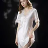 Sexig pyjamas satin nattklänning Summer Women Night Dressilk Satin Sleepwear Pyjamas Sexig Nightwear V Neck Night Dress M-XXL 24318