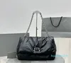 고급 소프트 디자이너 어깨 가방 검은 가죽 패션 체인 가방 두 크기 사용 가능한 핸드백 대용량