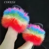 Slippers d'été dames colorées Fox Fourn Fluffy Slippers Femme's Belle Plush Real Fox Hair Slides Party Flip Flip Flops's Sandales pour femmes