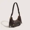 Günstiger Großhandel, begrenzter Ausverkauf, 50 % Rabatt, Handtasche Dingdang Bag New Girl Underarm Niche One Shoulder Crossbody Damen