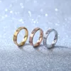 parafuso Carter Rings prego a anel de aço de titânio de seis diamantes para homens mulheres com temperamento elegante incrustado de diamante em jóias inoxidáveis x85k