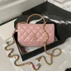 Designer Channel Bag 2024 Borsa da donna nuova Piccola borsa profumata Wind 24c Maniglia cava Woc Borsa ricchezza Borsa a tracolla in vera pelle Catena con griglia di diamanti Una spalla