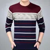 Suéteres para hombres 2024 Otoño e invierno Cuello redondo Jersey Color Manga larga Suéter de punto a rayas Parte inferior Moda Casual Commuter Tops