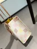 Erken Bahar Modeli Kadınlar Alışveriş Çantası Tote Çanta Orijinal Deri Deri Desen Tasarım Omuz Çantası Debriyaj Çanta Lüks Marka Crossbody Paketleri