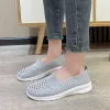 Stivali 2022 Nuove scarpe da donna estate a maglia Sneaker da donna Sneaker Slip on Shoes Lightweight Flat Women Sports Scarpe Plus Size