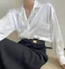 Femmes Soie Blouses Hommes Designer T-shirts avec lettres broderie mode manches longues T-shirts Casual Tops Vêtements Noir Blanc
