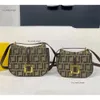 Sacs à épaule des sacs FFENDI Sacs de créateurs Femmes Luxury Classic Crossbodybags Handsbags Handsbag Portefeuille Rebossé Rabord en relief Famous Canvas Totes Bag Gift 468