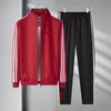 Mens Tracksuit 재킷 두 조각 세트 재킷 Zippers 바지와 디자이너 자수 클래식 스타일 스프링 가을 아웃복 스포츠 세트 탑 S-4XL