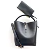 Lyxhandtag LE 37 Designer Bucket Bag For Woman Real Leather Handväska med axelband Tygpåsarna Mens Clutch och Mini Purse High Quality Armpit Crossbody Påsar