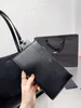 Sac fourre-tout en cuir pour hommes et femmes de luxe, sac fourre-tout de qualité supérieure, sac à main de week-end, sac à bandoulière, sac de magasin, mode mère voyage gym haute capacité, sacs à main sous les aisselles