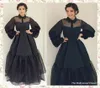 2017 robes de célébrité noires inspirées par The Bollywood Closet robe de bal transparente manches de poète en satin organza longueur au sol robe de soirée2387703