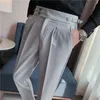 Pantaloni da uomo a vita alta 2024 Autunno stile britannico tinta unita pantaloni eleganti casual slim fit pantaloni da abito formale moda uomo abbigliamento 240318