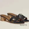 Damesslippers Lage hak Designer Sandalen Zwart Hoge kwaliteit Kalfsleren zomerstrandslippers met lage hak