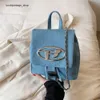 Pas cher en gros liquidation limitée 50% de réduction sac à main à la mode et décontracté texture denim petit sac pour femmes nouveau automne hiver sac à dos haut de gamme sangle de chaîne