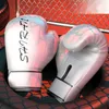Équipement de protection Gants de boxe Adultes Enfants Hommes et femmes Formation Combat Sandbag Professionnel Fitness Gants de boxe yq240318