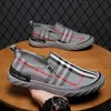 HBP icke-varumärke Europeiska idrottsas andas canvas casual mode slip-on lofer skor för män