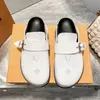 Äkta läderhalva tofflor Sandaler Slide Men Bostons mysig komfort platt TLOG Luxury Sliders Summer Pool Outdoor Women loafer Designer Casual Shoe Clogs Mule House