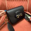 Borsa da donna Borsa da donna Store % 60 Vendita al dettaglio all'ingrosso Spedizione gratuita Nuova fibbia con titolo a cavallo Borsa da sella a tracolla con tracolla in pelle di vacchetta nera e spina dorsale da donna