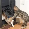 Kattbärare Pet Screen Door Easy Installera hemlåsbar utomhusmagnetisk självstängande funktion robust för hundkatter