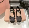 Luxo Paris Ballet Designer de moda Sapatos de dança Profissional 2023 Setin Ballerinas Plataforma Bowknot Sandálias de sapato único raso para mulheres 35-40