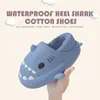 HBP Non di marca Uomo Donna Fuzzy Shark Pantofole Adulti Bambini Scarpe soffici Bambini Indoor Outdoor Peluche Natale Shark Scivoli Inverno