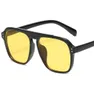 Lunettes de soleil mode unisexe carré hommes femmes surdimensionné teinté jaune femme grand rétro Rivet lunettes UV400Sunglasses1188244