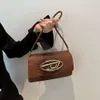 Pas cher en gros liquidation limitée 50% de réduction sac à main hiver nouveau sac mode femme tendance et élégant petit carré personnalisé unique épaule tendance