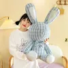 Explosieve kleine wierook Diamond konijnpop Doll Bow Tie Long Ear Rabbit Comfort Kussen Diamant-ingelegde konijnenfabrikanten