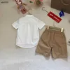 Klassiker Kinder kurzärmeliges Hemd Set Baby Tracksuits Größe 110-160 cm Kinder Designer Kleidung Sticked Knight Boys Shirt und Shorts 24mar