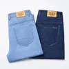 Estilo clássico verão dos homens luz azul fino calças de brim retas negócios casual estiramento denim calças masculinas marca calças soltas 240312