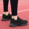 Casual skor med snörning Super Big Size Expercise Running Luxury Women Sneakers 42 Sports China Zapato Training Model YDX2