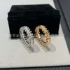 Screw Carter Rings Nagel V Gold plattiert Skulptur Nietring mit reiner handgefertigter Handwerkskunst fortgeschrittener Modeatmosphäre