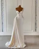 2024 Splendidi abiti da sposa a sirena Abito da sposa Perle In rilievo Una spalla Raso Sweep Train Custom Made Beach Country Plus Size vestido de novia