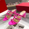 Sandali da donna moda estiva firmati rivetti eleganti pantofole con tacco alto comode e dolci scarpe da donna in gelatina per adulti