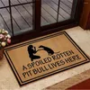 Tapetes HX Engraçado Cão Capacho Um Dachshund Podre Estragado Vive Aqui Capachos Flanela Tapetes Interiores Decoração de Casa Alfombra