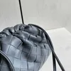 Sacs fourre-tout de designer Bottgss Ventss Pouch en vente Large série tissée toteme sac en peau de mouton sac à main messager épaule gris avec vrai logo O4XG