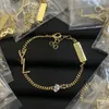 Bracelet de créateur de lettre classique femmes bracelet de charme de diamant élégant plaqué argent bracelet en or métal mode bijoux dame fête zh187 E4