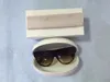 Женские дизайнерские солнцезащитные очки Мужчины Женщины Женские CL41026 Теневая оправа с откидным верхом Негабаритные солнцезащитные очки с леопардовой рамкой для ПК в комплекте1328196