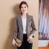 Abiti da donna Blazer Cappotto 2024 Primavera Autunno Allentato Madre di mezza età Piccolo vestito Temperamento Moda elegante Per il tempo libero Top femminile