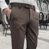 Męskie garnitury Spodnie Wysokiej jakości kombinezon biznesowy Stripe Pant Solid kolor Slim Casual Dress Mans Mans Streetwear