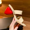 Icke-varumärke unik trendig konstig HBP Summer Square Toe Sandaler Shoes Heart Luxury Heels For Women