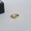 مصمم أقراط للنساء مصمم جودة التصميم Titanium Band Rings الكلاسيكية للأزياء للأزياء السيدات الخواتم العطلات للنساء