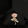 Brooches Beautiful Elegant Retro Rose Brooch Women's High-End Flower Suit Neckline Enamel Pin Pearl Jewelry Clothes Accessories Gift 6146