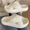 Zapatillas Mujer Plataforma de moda Diseño cruzado 2024 Casa de verano Interior Ocio Diapositivas Zapatos Ducha Sandalia femenina