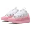 2024 Nuovo con scatola Designer Scarpe casual Curb Uomo Donna Sneaker Nastro rosa e bianco Femmes Vera pelle di vitello Goffrata Nappa Piattaforma Dhgates A16