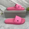 Mulheres moda chinelo designer sliders verão slides sandálias chinelos designer quente unisex piscina praia flip flops com