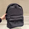 Klasyczna unisex Casual Denim Backpack Torba podróżna z super dobrym rozmiarem z tyłu 30 * 40 cm plecak trendowy