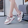 Buty zwykłe Chunky Biała platforma Sneakers Kobiety luksusowy projektant marki Wysoka jakość dla highop sportowych sportowych panie
