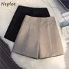 Neploe-pantalones cortos de lana cálidos y gruesos para mujer, pantalones cortos de cintura alta que combinan con todo, pantalones cortos de pierna ancha negros sueltos Y2k, otoño 2024 240319